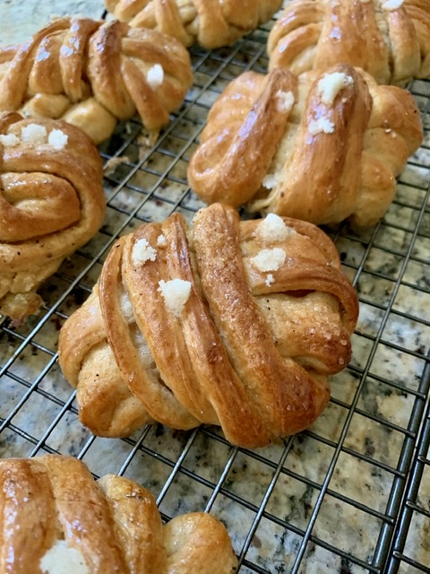 Swedish Cardamom Knot Buns