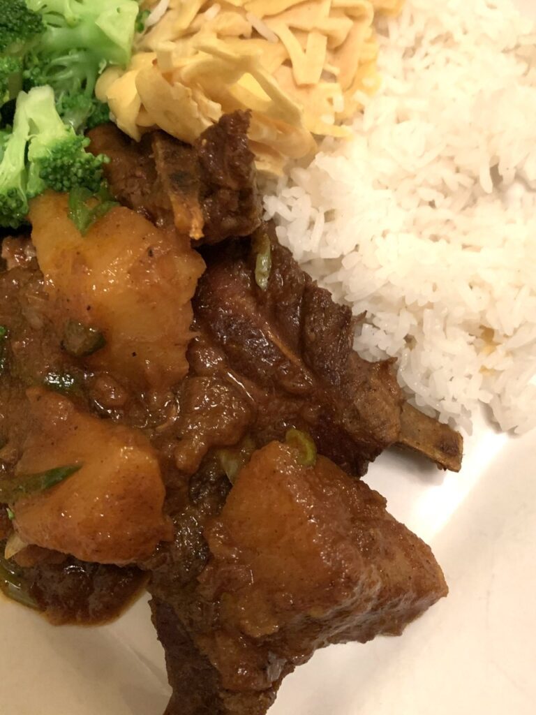 Lamb Curry with Apples and Potatoes