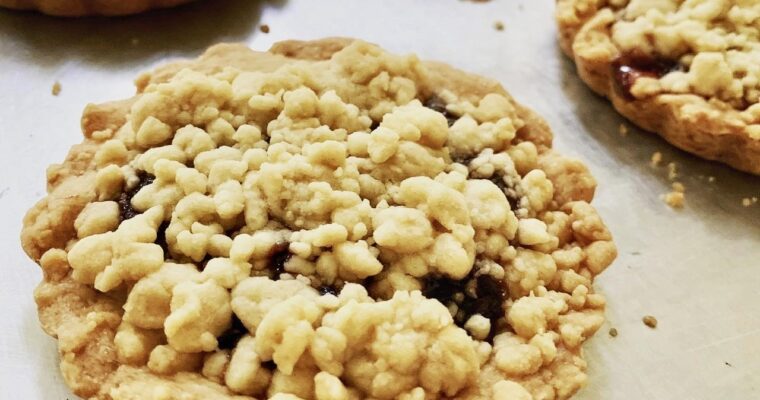How to make Costco Raspberries Crumble Cookies at Home