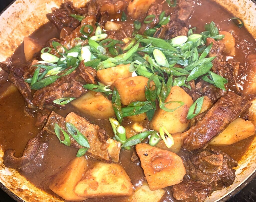 Lamb Curry with Apples and Potatoes