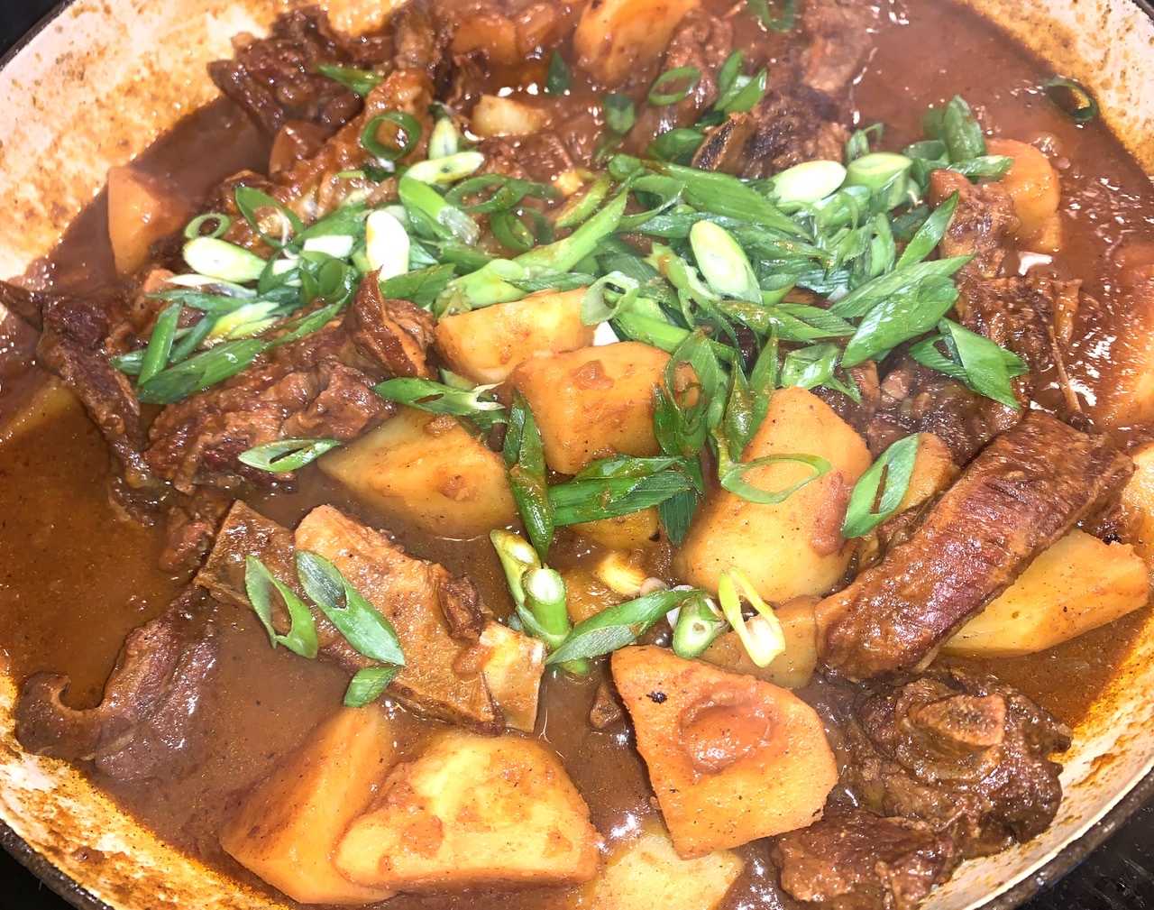Jacques Pepin’s Amazing Spicy Lamb Curry with Apples and Potatoes