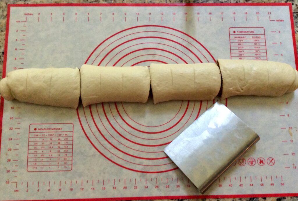 Score and cut the roll evenly 
