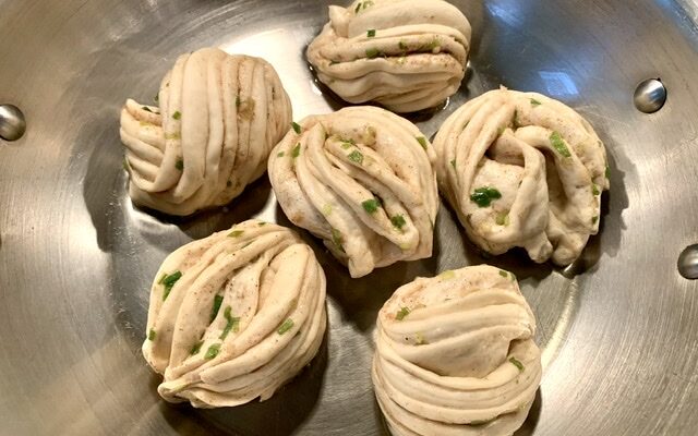 How to Make Quick & Delicious Chinese Twirl Flower Buns