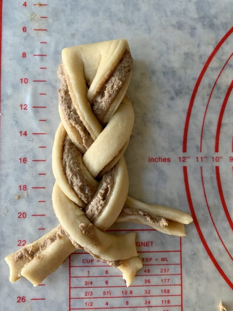 Braiding the Sticky Braided Cinnamon Knots