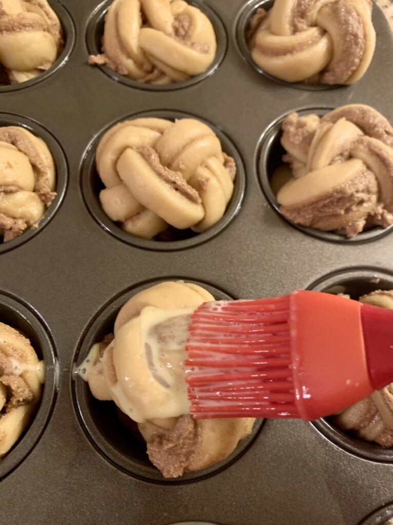 Egg glaze for Sticky Braided Cinnamon Knots